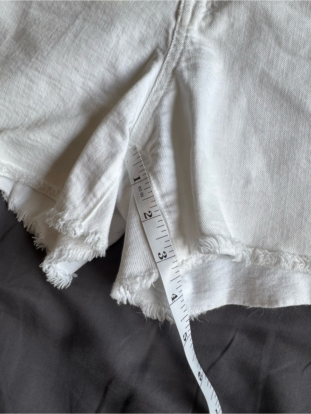 JCrew Women’s White Denim Frayed Hem Shorts size 31 - Picture 2 of 6
